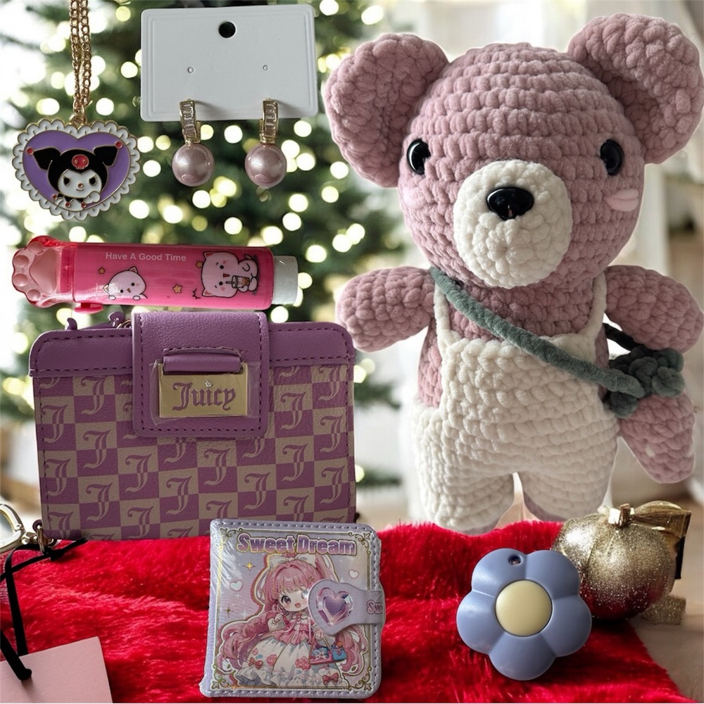 Handmade crochet teddy bear , plus accessories gift set ! 🎁